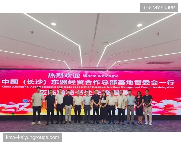 俱乐部在市场推广上与地方品牌达成合作，俱乐部产品有哪些举例